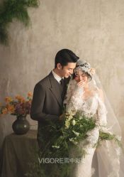 -雪中彩影婚纱摄影·微光艺术中心