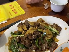 -雄伟美食(高沙中街店)