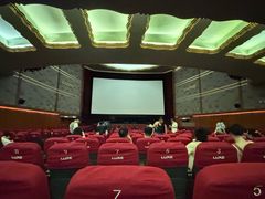 -大光明电影院(南京西路店)
