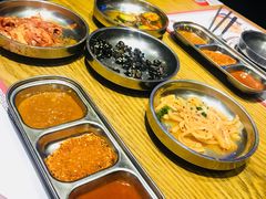 -青瓦炭韩潮烤肉(花园道店)