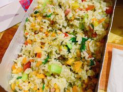 -蜜桃餐厅·伴山(绿宝广场店)