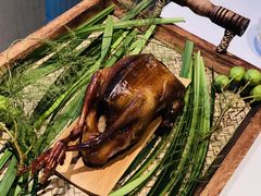 赏春味烟熏乳鸽-蝶舍·MAISON PAPILLON