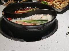 -钢管厂五区小郡肝串串香(奥克斯广场锦城万达店)