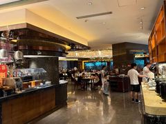 -岷山饭店-芝芝自助餐厅