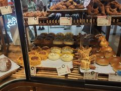 -CARINO BAKERY&CAFE(人广来福士店)