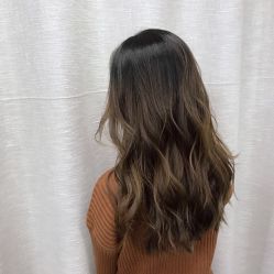 -Moyue HAIR SALON