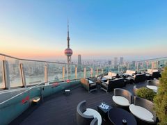 -FLAIR顶层餐厅酒吧(浦东丽思卡尔顿酒店)