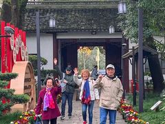 -汇龙潭