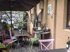 -SISTERS BAR RESTAURANT川意酒馆(嘉善老市H楼店)