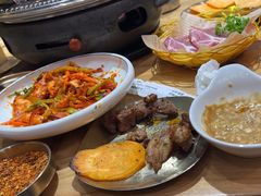 -青瓦餐厅·生鱼片·韩园烤肉(西塔店)