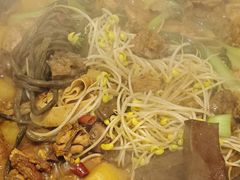 -铁锅年代地锅鸡•铁锅炖大鹅(黄家湖店)