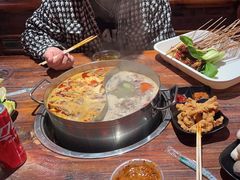 -乐山串串香老火锅(鼓楼店)