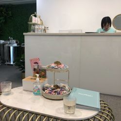 -YooMee优美智能科技美肤机构