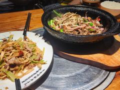 -栾味之香栾川本地菜(半山小巷店)