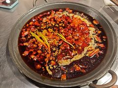 -鹿鸣山草本茶香火锅(园西路店)