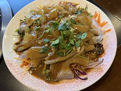 -巧婆婆特色东北菜·铁锅炖