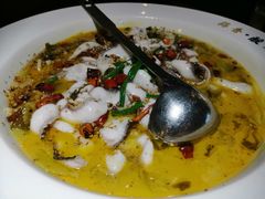 金汤酸菜鱼-酸婆娘江湖川菜(紫竹路店)