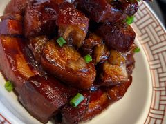 五谷丰登红烧肉-五谷丰登农家院·地道胶东菜·海鲜烧烤(威海店)