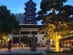 -绳金塔