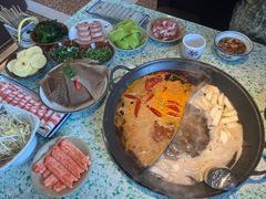 -鸿姐老火锅(疁城新天地店)