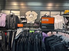 -NIKE上海青浦优选体验店