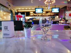 -樱花里音乐餐吧·牛扒椰子鸡(东圃店)