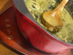 -周鱼小馆石锅酸菜鱼(活力汇店)