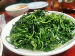 -芦茨金富饭庄·25年老字号·专做稻草鸡