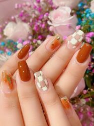 -苏彩·皮肤管理美甲美睫