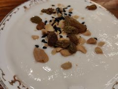 酸奶-海尔巴格新疆餐厅(东来兴店)