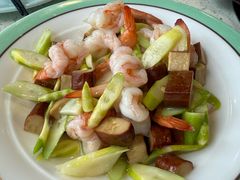 -巧克力渔家.小船海鲜胶东菜(万平口店)