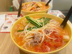 -谭仔米线(皇庭广场店)