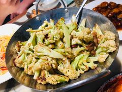 -梁家大院•农家菜(昆山会展中心店)