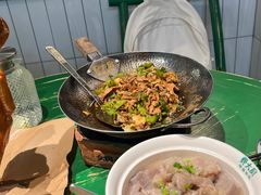 -费大厨辣椒炒肉(太平老街店)