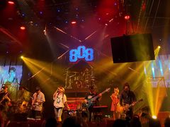 -808 LiveHouse
