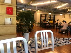 -闵行城市书房凤凰馆