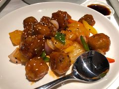 招牌凤梨咕噜肉-香樟花园新粤料理(无锡万象城店)
