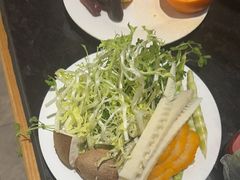 -川骄海鲜自助(王府井奥莱UP TOWN店原世界之花店)