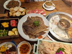 -佬土鹅肠火锅(解放路店)