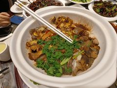 -蔼若春.传承三十年云南菜(金碧公园店)