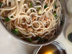 -正宗杨记普洱酸醋米线(总店)