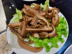 -潮汕三宝鲜牛肉火锅