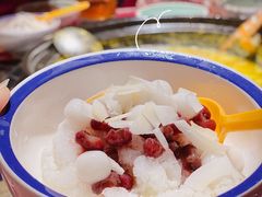 白雪冰汤圆-老甘家小龙虾江湖菜(邦兴花园店)