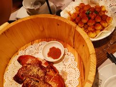 -胡桃里音乐酒馆(环亚凯瑟琳广场店)