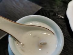 -壹号院音乐餐厅•烤全羊•新疆菜(浐灞店)
