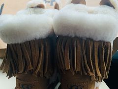 -UGG(燕莎奥特莱斯购物中心店)