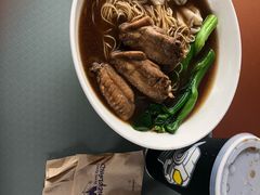 -彗星餐厅(香港迪士尼乐园)