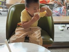 -星巴克臻选(深圳龙华红山天虹店)