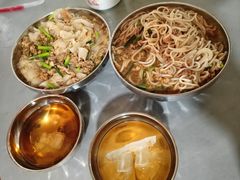 -正宗杨记普洱酸醋米线(总店)