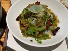 -江城小馆陕南妈妈菜·全球旅行餐厅(钟楼店)